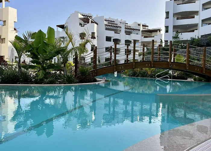 Hébergement de vacances Jardines - Tabor 33 Jacuzzi & Pool View 2b *